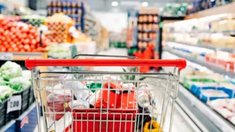 Smart cart offers queue-free shopping