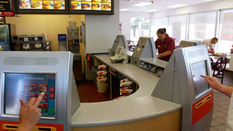 Speed comparison of kiosk and counter ordering